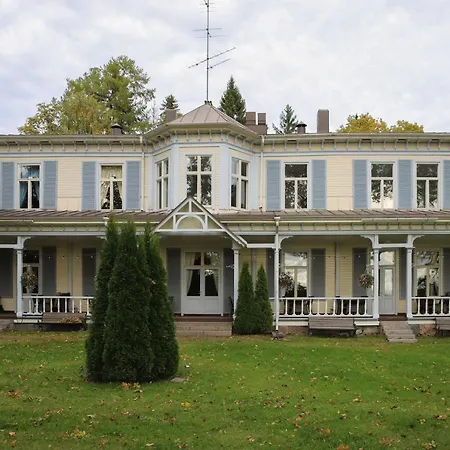 Neitsytniemen Kartanohotelli * 伊马特拉