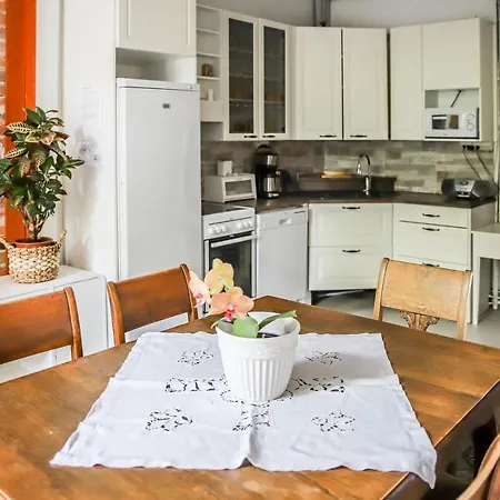 Hotel Neitsytniemen Kartanohotelli