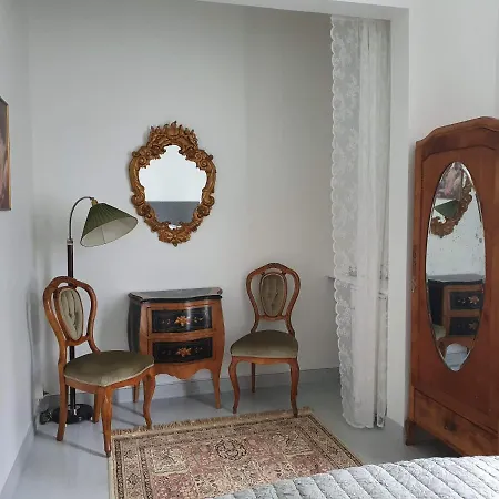 Neitsytniemen Kartanohotelli * 伊马特拉