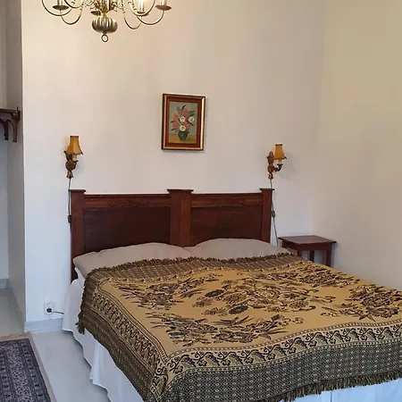 Hotel Neitsytniemen Kartanohotelli