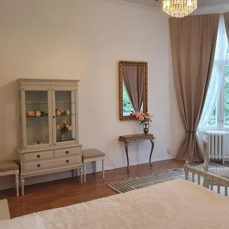 Neitsytniemen Kartanohotelli Hotel Imatra