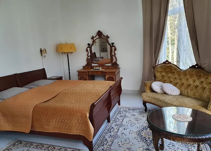 Neitsytniemen Kartanohotelli Ξενοδοχείο